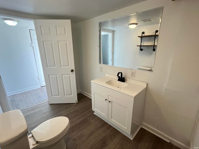 402 W Jefferson Avenue, Vincennes, IN 47591