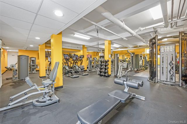 26-21 Union Street 6D, Flushing, NY 11354
