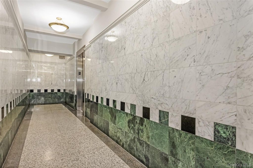 26-21 Union Street 6D, Flushing, NY 11354 — photo 2