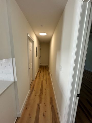 605 Millbury St, Worcester, MA 01604