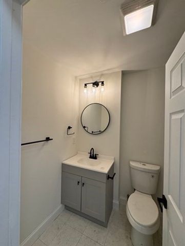 605 Millbury St, Worcester, MA 01604
