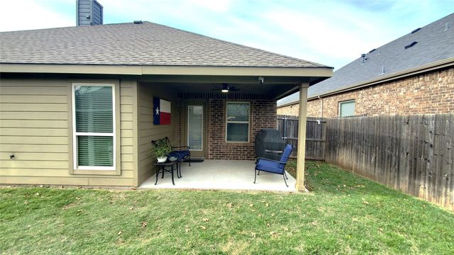 1020 Lake Meadow Lane, Little Elm, TX 75068