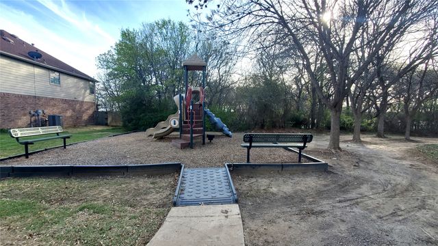 1020 Lake Meadow Lane, Little Elm, TX 75068