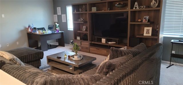 381 Britannia Rd, Hemet, CA 92543