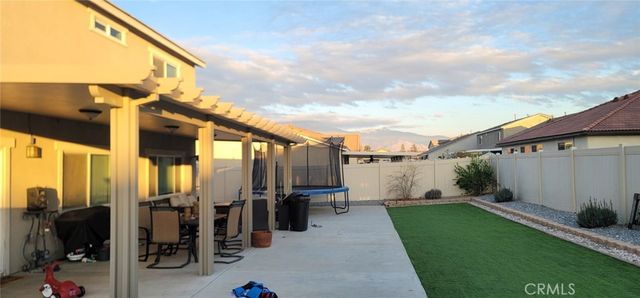 381 Britannia Rd, Hemet, CA 92543