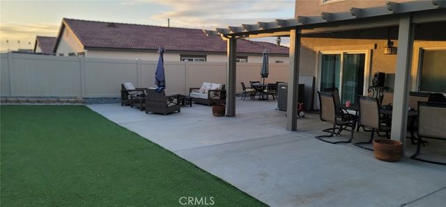 381 Britannia Rd, Hemet, CA 92543