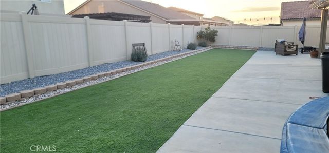 381 Britannia Rd, Hemet, CA 92543