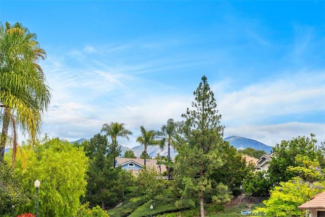 22161 Wayside, Mission Viejo, CA 92692