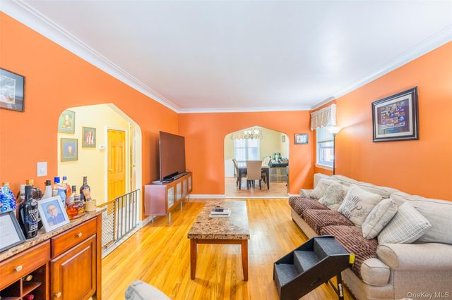 3214 Rawlins Avenue, Bronx, NY 10465