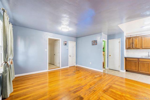 3214 Rawlins Avenue, Bronx, NY 10465