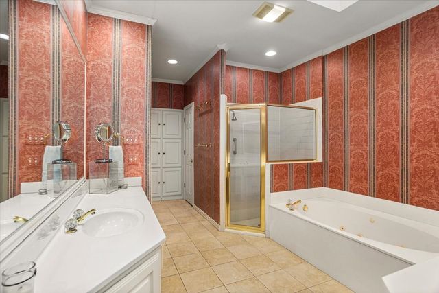 2833 Manorwood Trail, Fort Worth, TX 76109