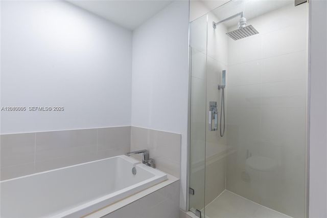 55 SW 9 St 1208, Miami, FL 33130