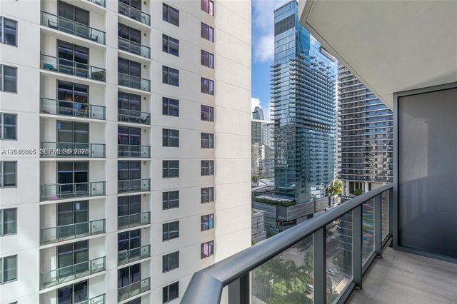 55 SW 9 St 1208, Miami, FL 33130