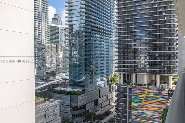 55 SW 9 St 1208, Miami, FL 33130