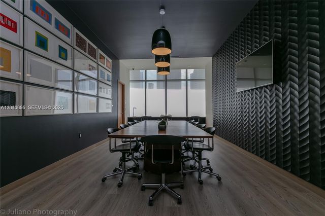 55 SW 9 St 1208, Miami, FL 33130
