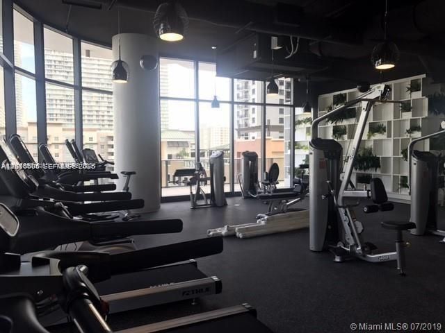 55 SW 9 St 1208, Miami, FL 33130