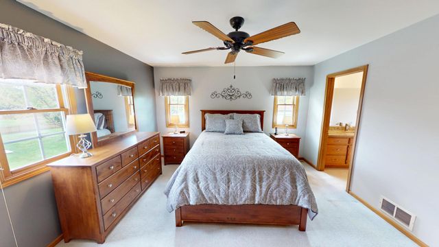 25715 W Cherokee Trail, Channahon, IL 60410