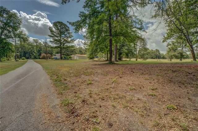 740 Smyrna SW Road, Conyers, GA 30094