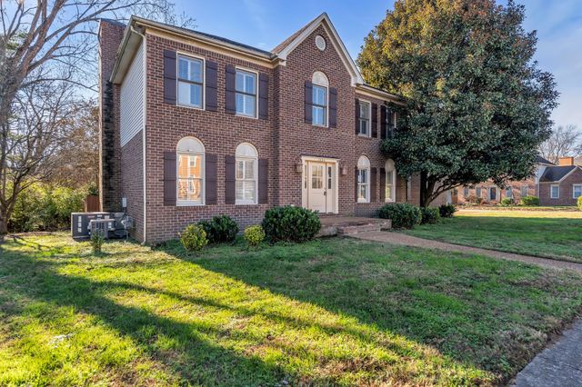1404 Buckingham Cir, Franklin, TN 37064