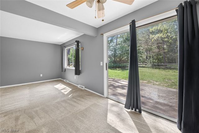 9582 Fernwood Drive, Olmsted Falls, OH 44138