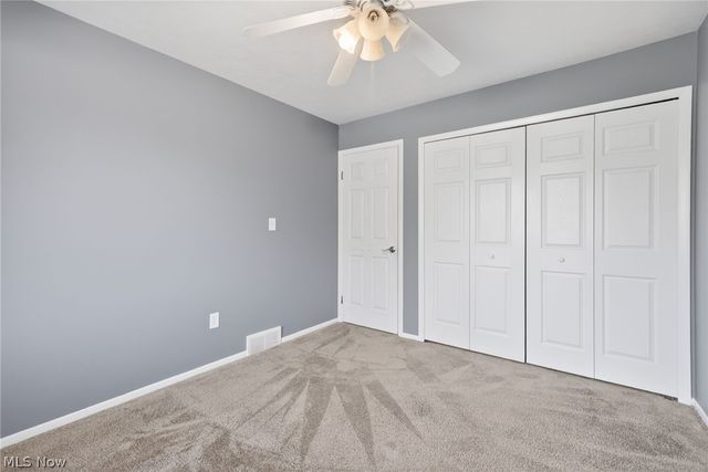 9582 Fernwood Drive, Olmsted Falls, OH 44138
