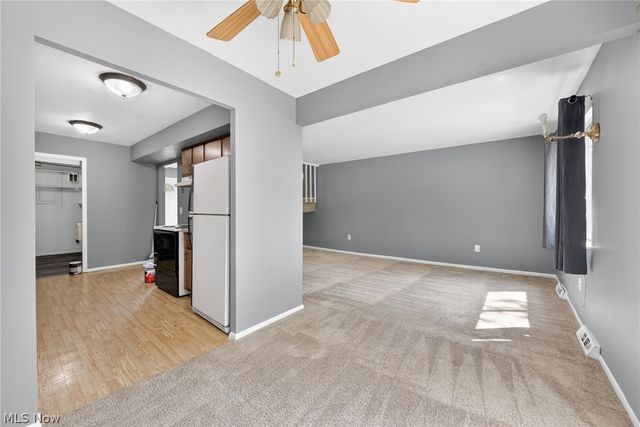 9582 Fernwood Drive, Olmsted Falls, OH 44138
