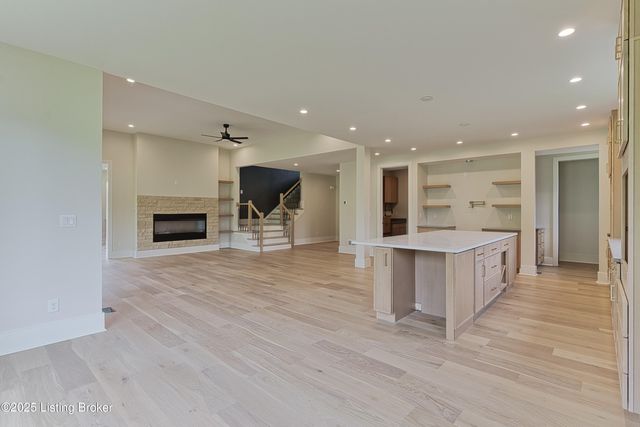 6609 Clore Lake Rd, Crestwood, KY 40014