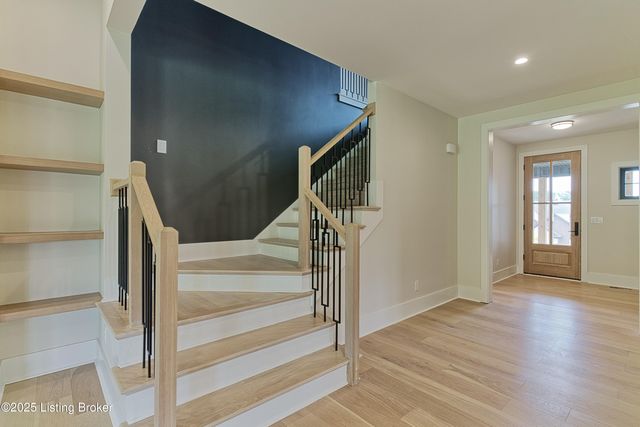 6609 Clore Lake Rd, Crestwood, KY 40014