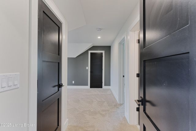 6609 Clore Lake Rd, Crestwood, KY 40014