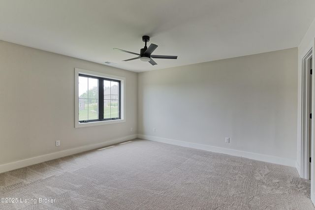 6609 Clore Lake Rd, Crestwood, KY 40014