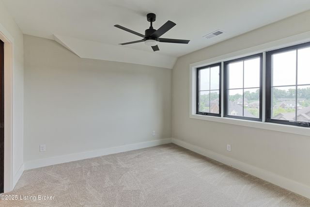 6609 Clore Lake Rd, Crestwood, KY 40014