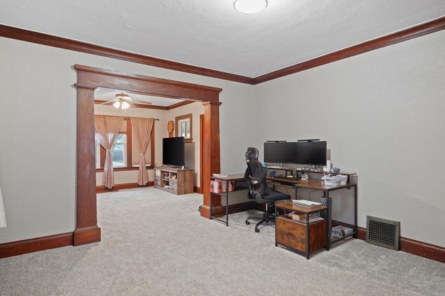 7325 24th AVENUE, Kenosha, WI 53143