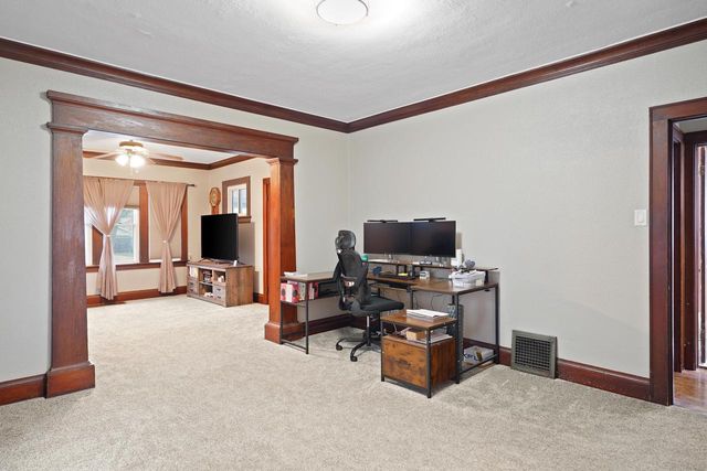 7325 24th AVENUE, Kenosha, WI 53143