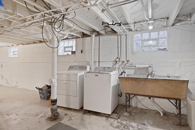 7325 24th AVENUE, Kenosha, WI 53143