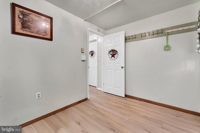 118 E RUDDLE ST, Coaldale, PA 18218