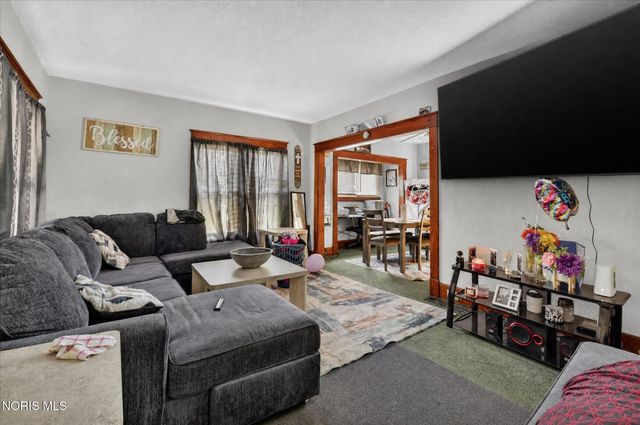 613 Toronto Avenue, Toledo, OH 43609
