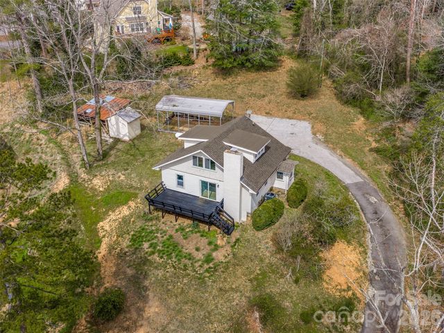 15 Woodbine Road, Asheville, NC 28804