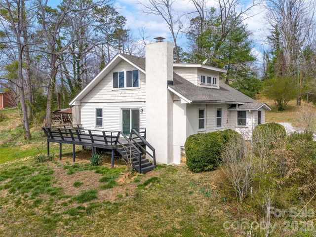 15 Woodbine Road, Asheville, NC 28804