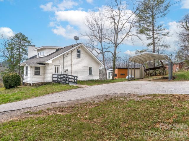 15 Woodbine Road, Asheville, NC 28804