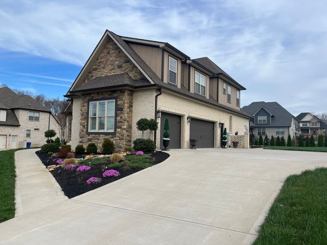 1457 Collins View Way, Clarksville, TN 37043