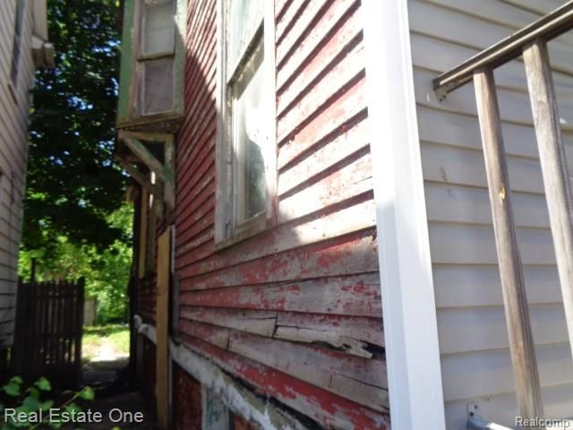 6031 Crane Street, Detroit, MI 48213