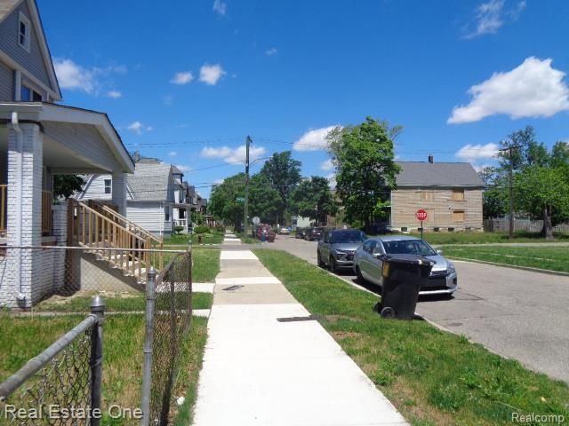 6031 Crane Street, Detroit, MI 48213