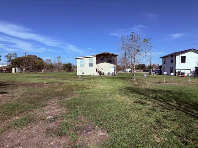 14005 Alles House Street, Santa Fe, TX 77510