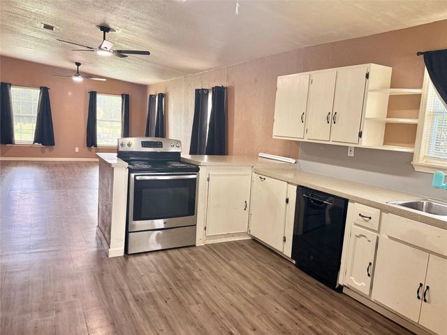 14005 Alles House Street, Santa Fe, TX 77510