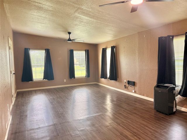 14005 Alles House Street, Santa Fe, TX 77510