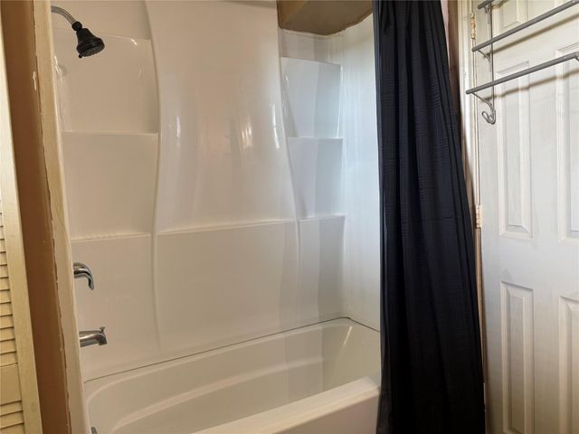 14005 Alles House Street, Santa Fe, TX 77510