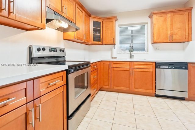 18225 SW 94th Ave, Palmetto Bay, FL 33157