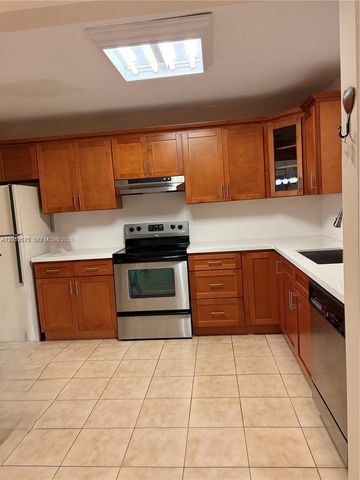 18225 SW 94th Ave, Palmetto Bay, FL 33157