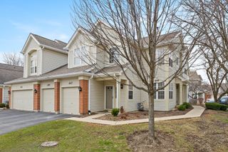 649 Mulberry Drive 649, Prospect Heights, IL 60070