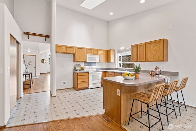 7049 SOUTHWICK Court SW, Olympia, WA 98512